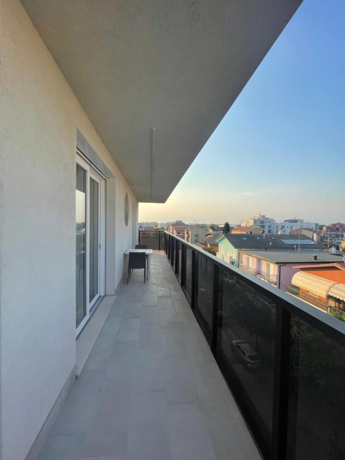 קאורלה Woody Green Charming Apartments - Agenzia Cocal מראה חיצוני תמונה